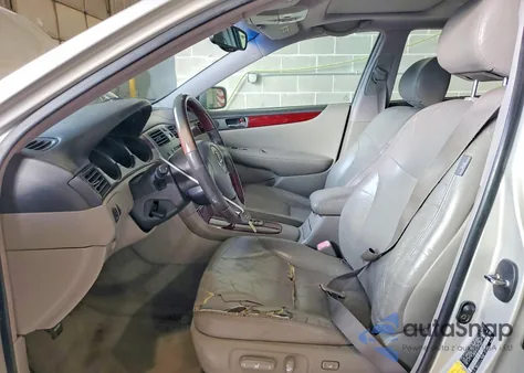 2004 Lexus Es 330 z USA, uszkodzony, nr VIN JTHBA30G340019201